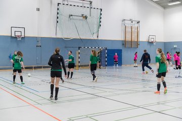 Bild 73 - B-Juniorinnen 2 Loewinnen Cup